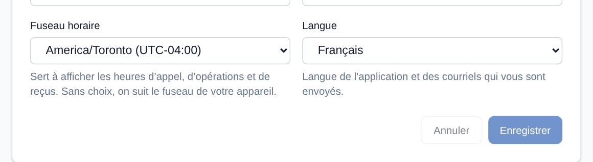Le champ Langue, à côté du fuseau horaire : le changement s'applique avec « Enregistrer » et est gardé dans votre compte.
