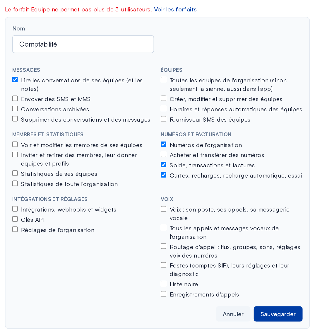 Ajouter « Lire les conversations de ses équipes » à un profil porté par des membres quand le forfait est plein : le changement est refusé, avec un lien vers les forfaits.